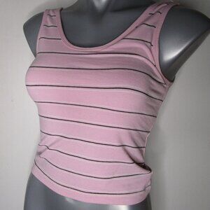 Everlast tank top w sport bra lining. Tag says M/M. But fits like girls 14.